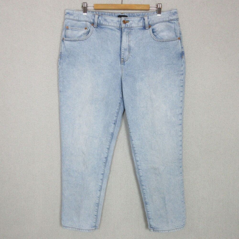 Talbots Jeans Womens 16 Light Wash Everyday Relaxed Jean Ankle Straight Leg